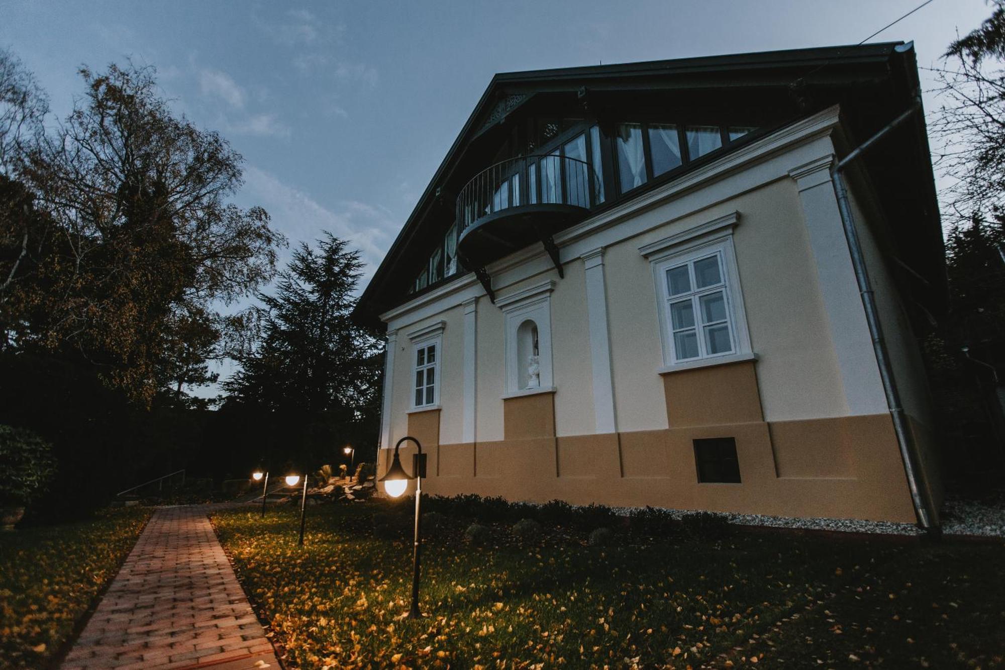 Villa Mimi Шопрон Экстерьер фото